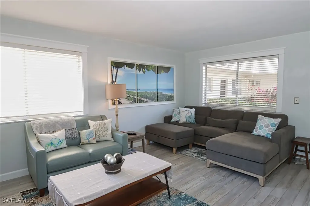 766 Central Avenue Naples FL 34102