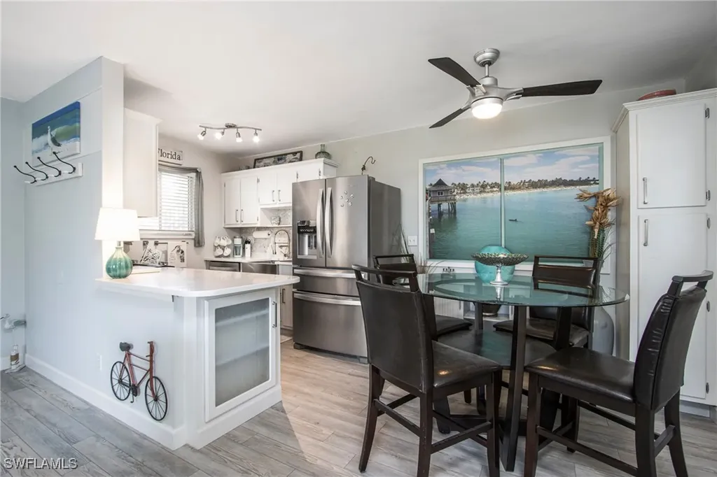 766 Central Avenue Naples FL 34102