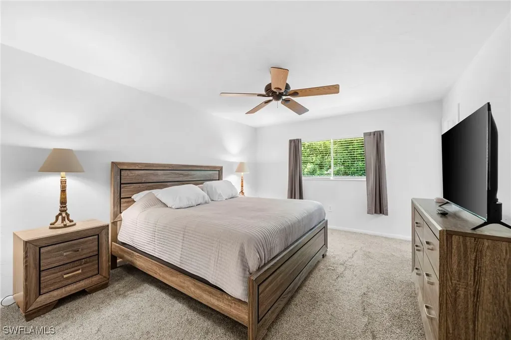 849 Palm View Drive Naples FL 34110
