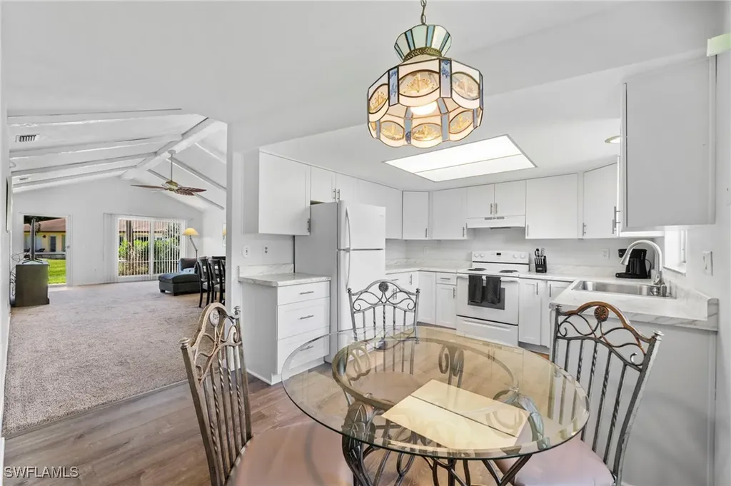 849 Palm View Drive Naples FL 34110