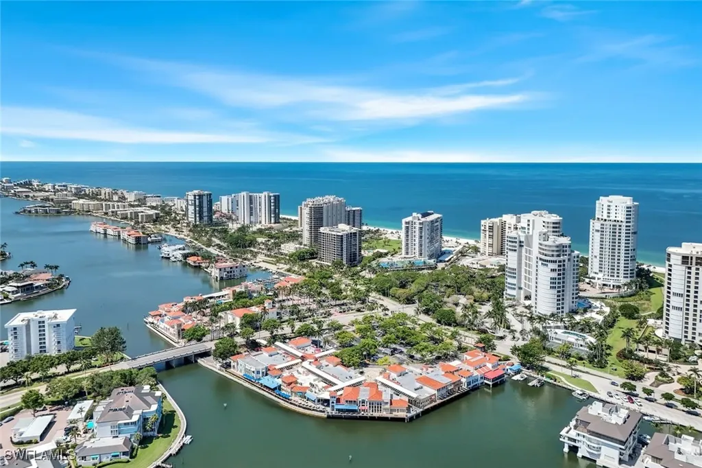 250 Park Shore Drive Naples FL 34103