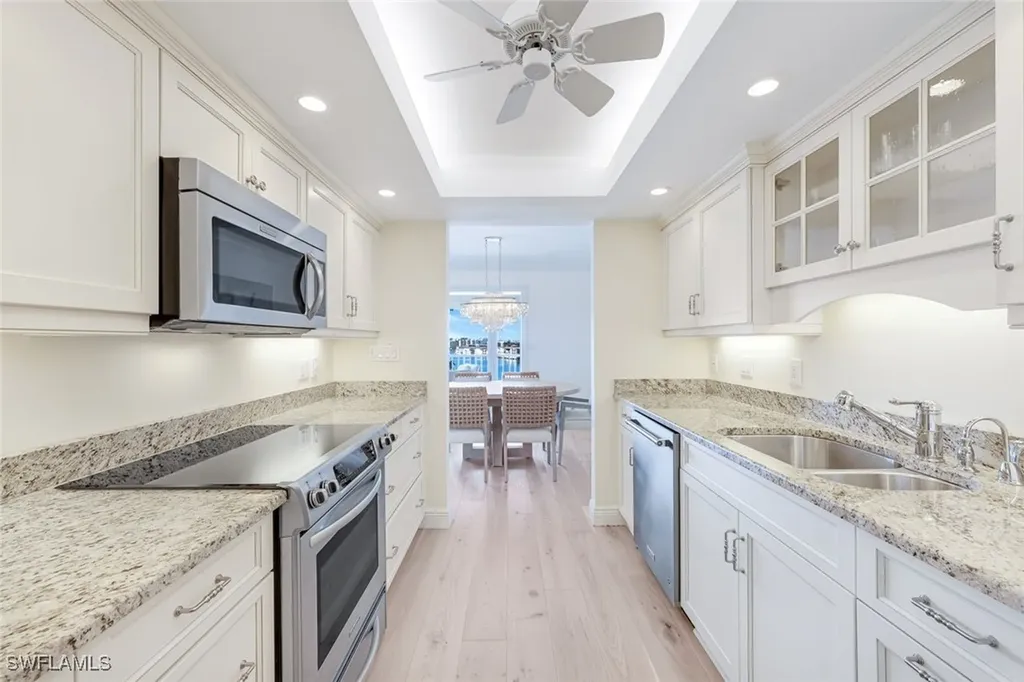 250 Park Shore Drive Naples FL 34103