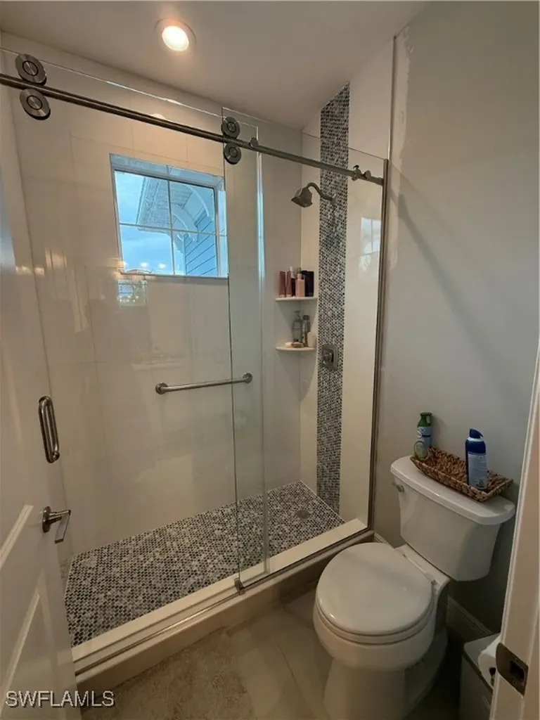 2543 Seychelles Drive Naples FL 34112