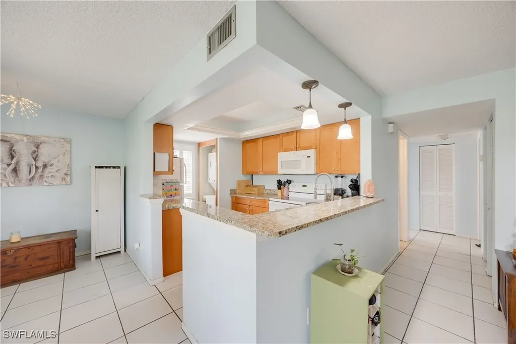 1400 Pompei Lane Naples FL 34103