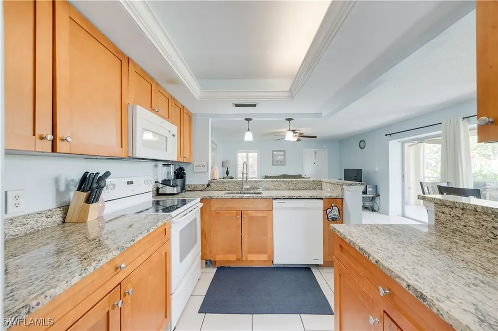 1400 Pompei Lane Naples FL 34103