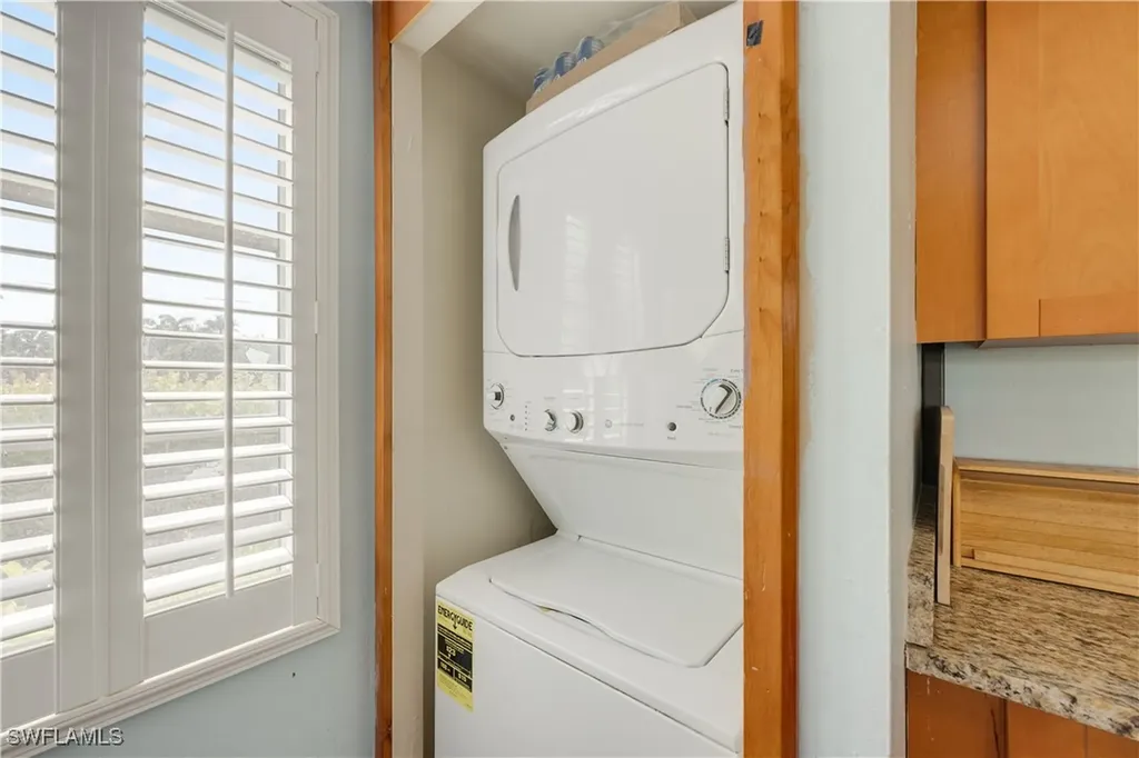 1400 Pompei Lane Naples FL 34103