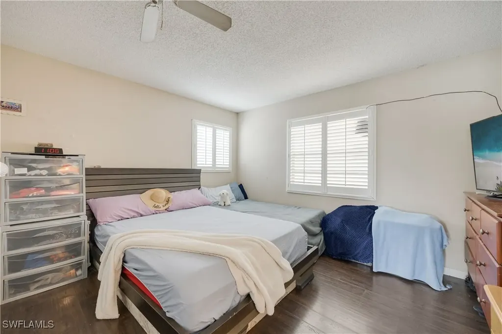 1400 Pompei Lane Naples FL 34103