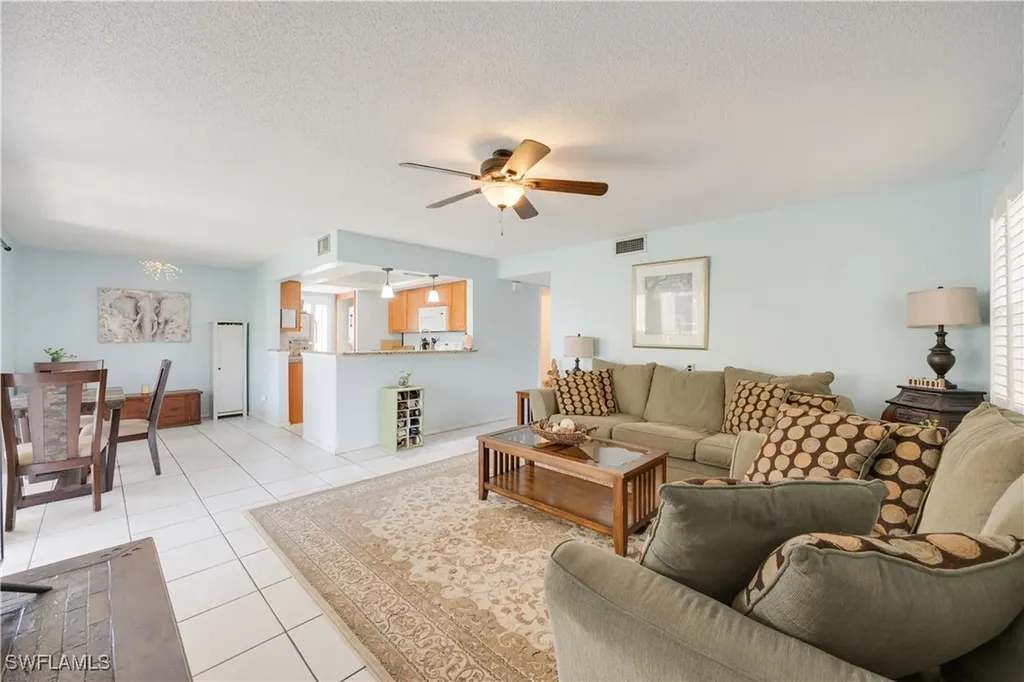 1400 Pompei Lane Naples FL 34103