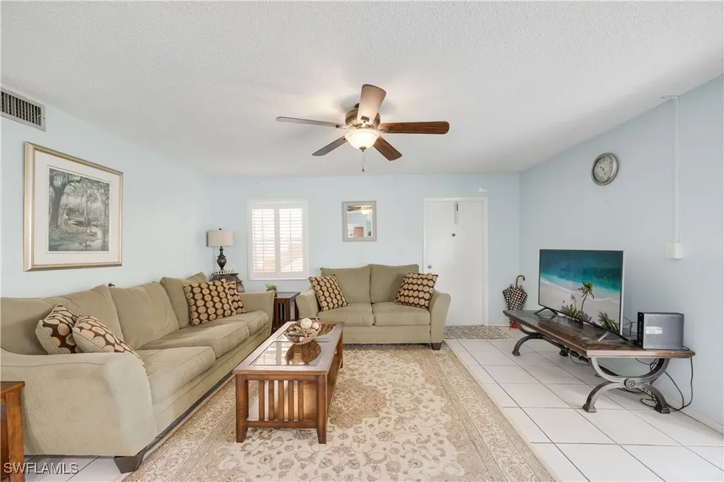 1400 Pompei Lane Naples FL 34103