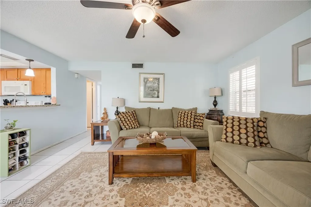 1400 Pompei Lane Naples FL 34103