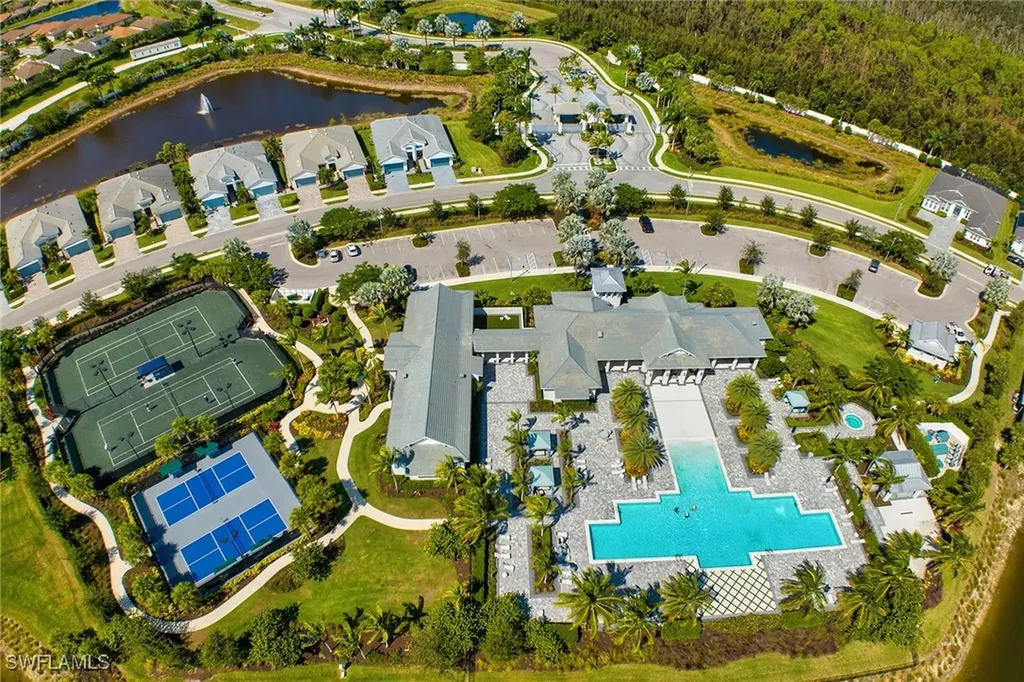 9020 Mayreau Way Naples FL 34114