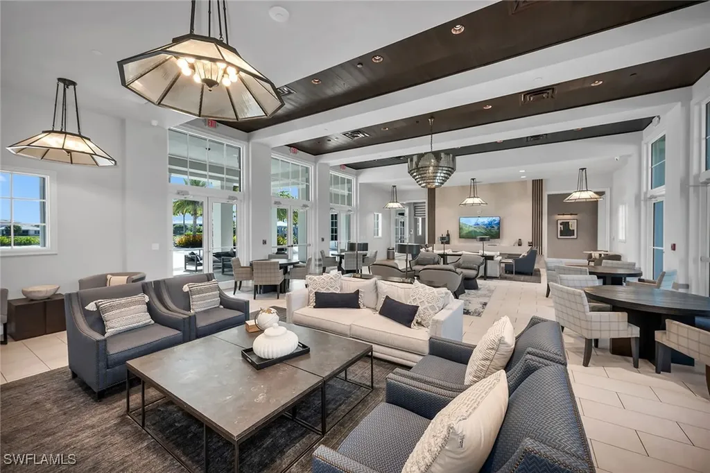 9020 Mayreau Way Naples FL 34114