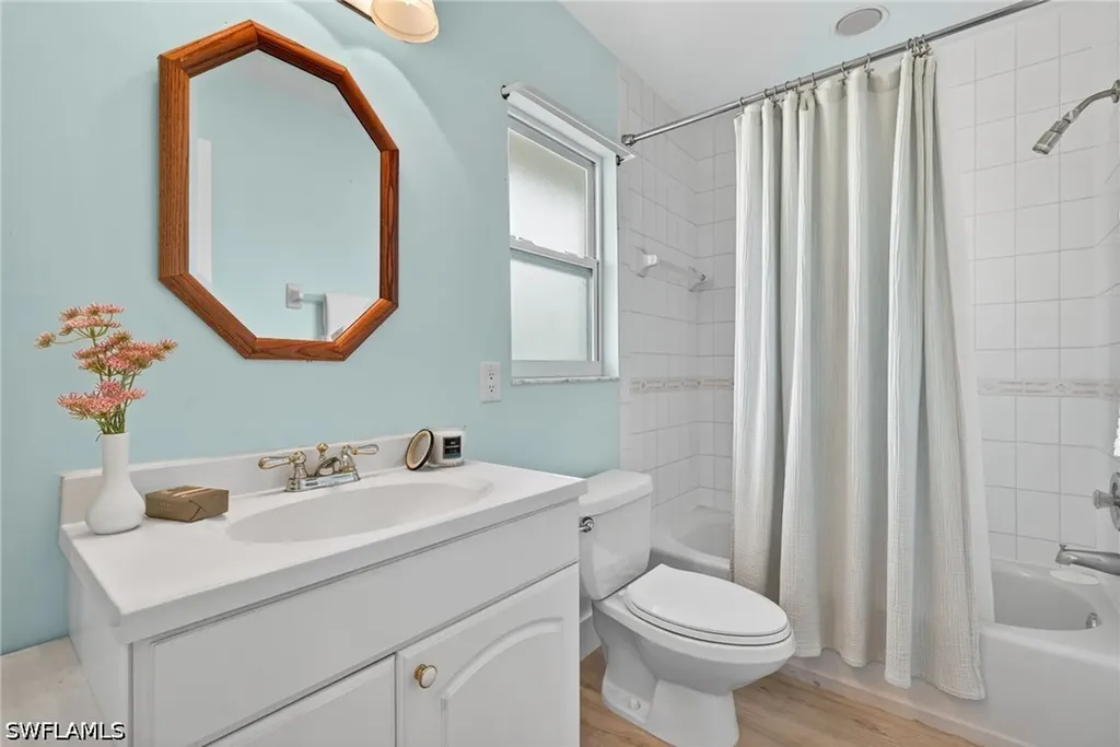6075 Island Park Court Fort Myers FL 33908