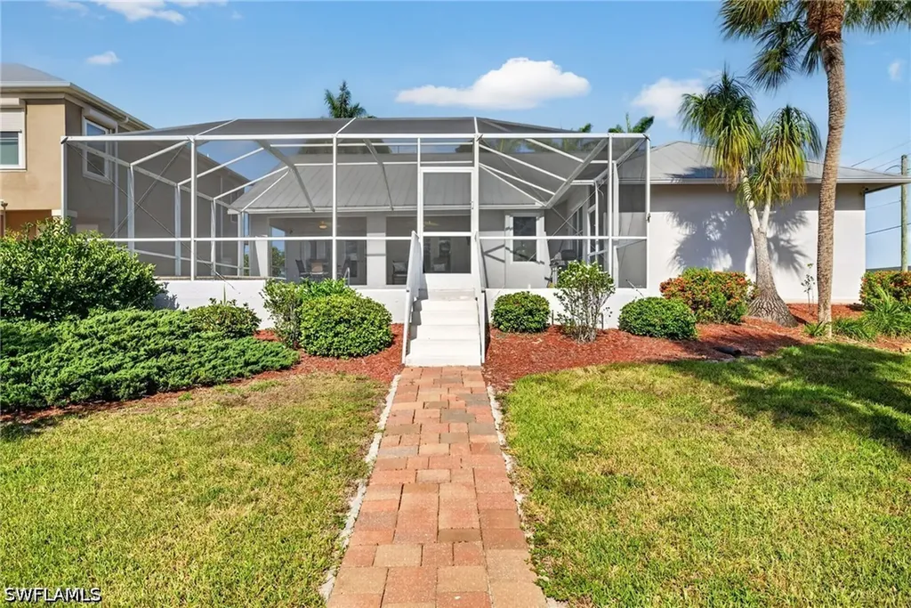 6075 Island Park Court Fort Myers FL 33908