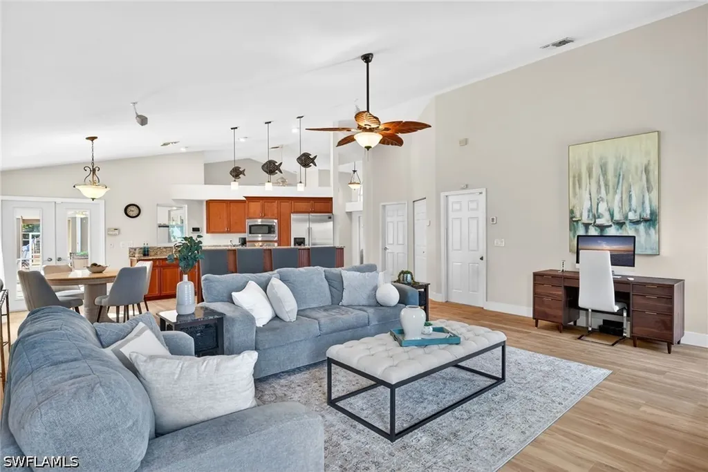 6075 Island Park Court Fort Myers FL 33908