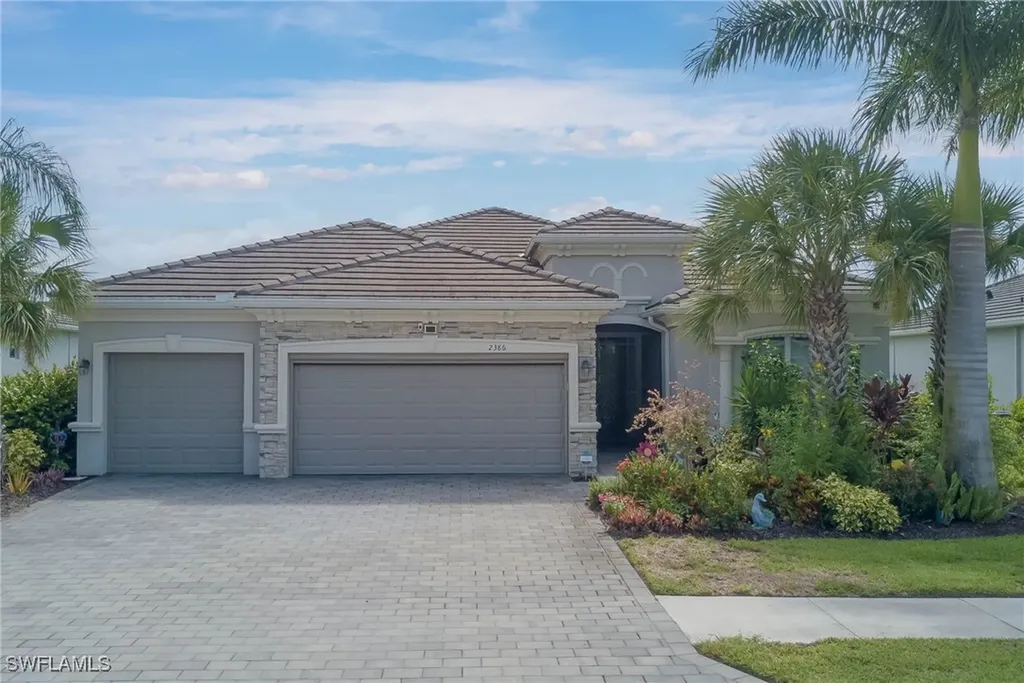 2386 Orchard Street Naples FL 34120