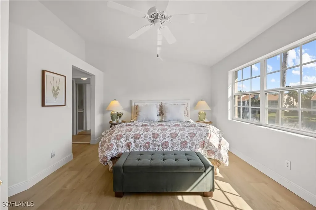 8415 Excalibur Circle Naples FL 34108