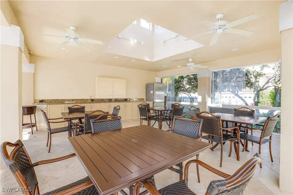 8415 Excalibur Circle Naples FL 34108
