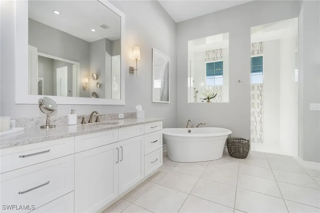 14226 Charthouse Circle Naples FL 34114