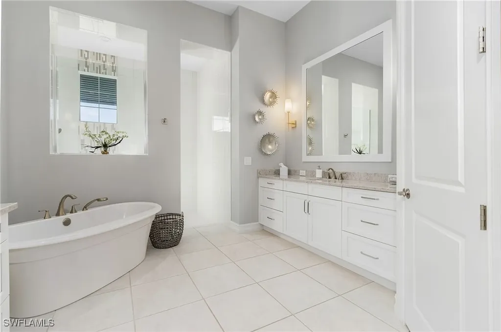 14226 Charthouse Circle Naples FL 34114