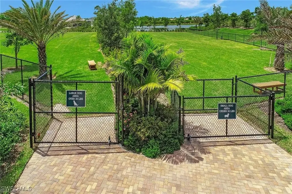 14226 Charthouse Circle Naples FL 34114