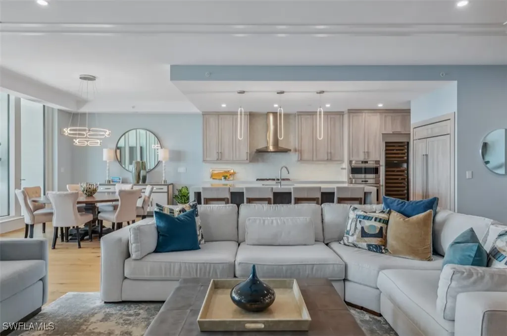 13925 Old Coast Road Naples FL 34110