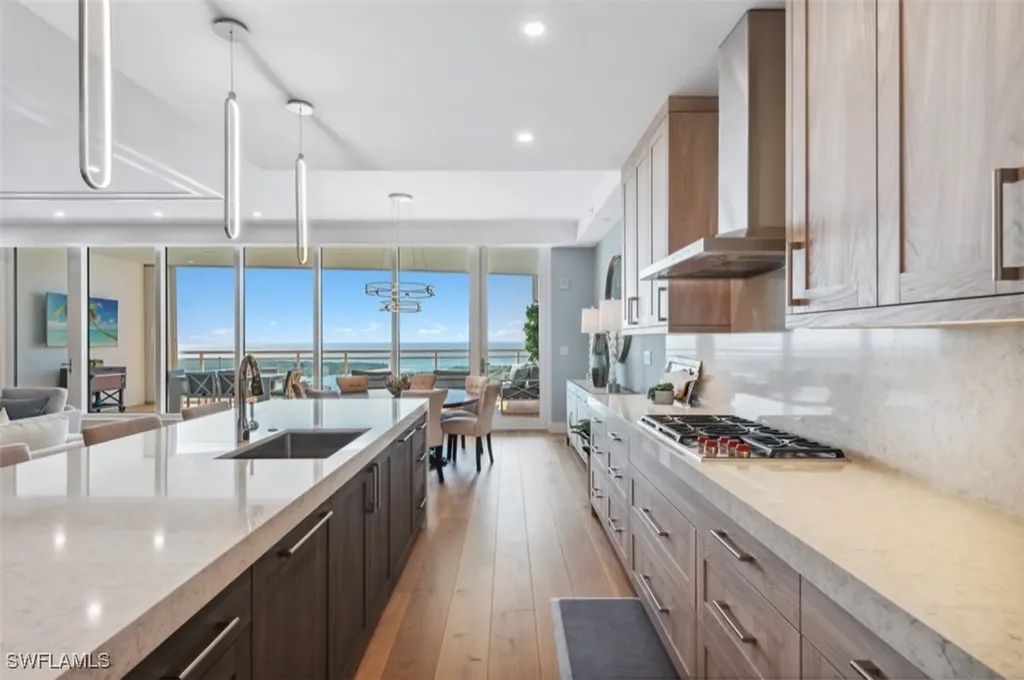 13925 Old Coast Road Naples FL 34110