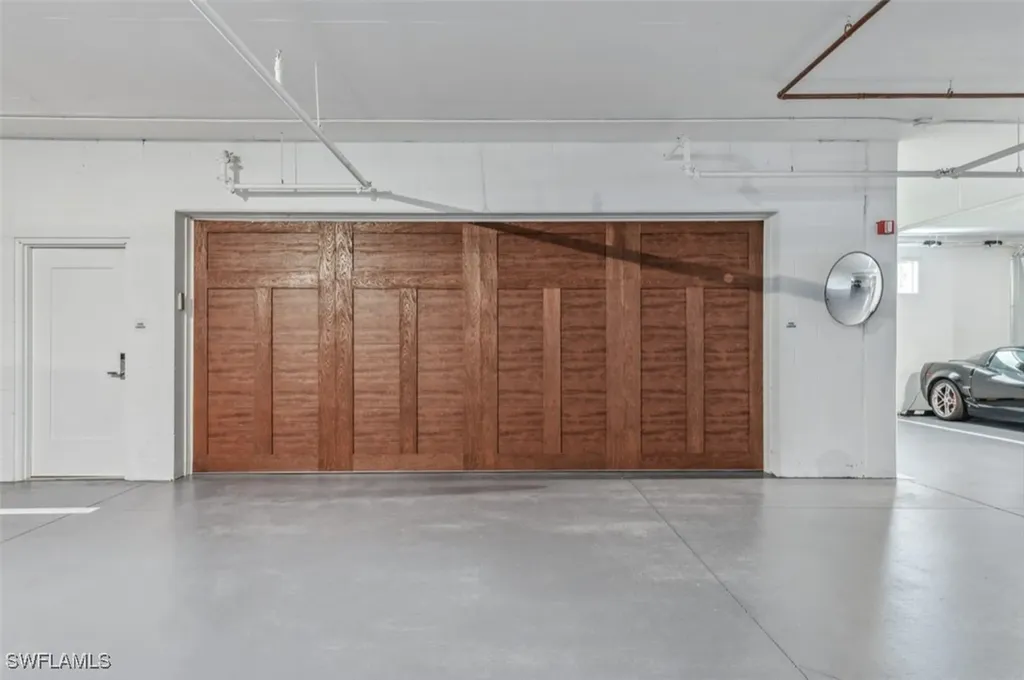 13925 Old Coast Road Naples FL 34110