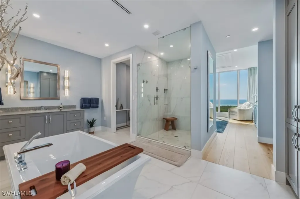 13925 Old Coast Road Naples FL 34110