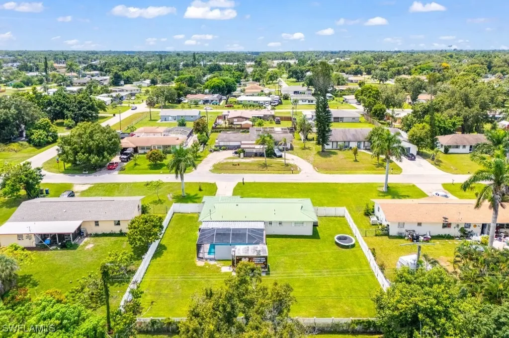 165 Charles Street Fort Myers FL 33905