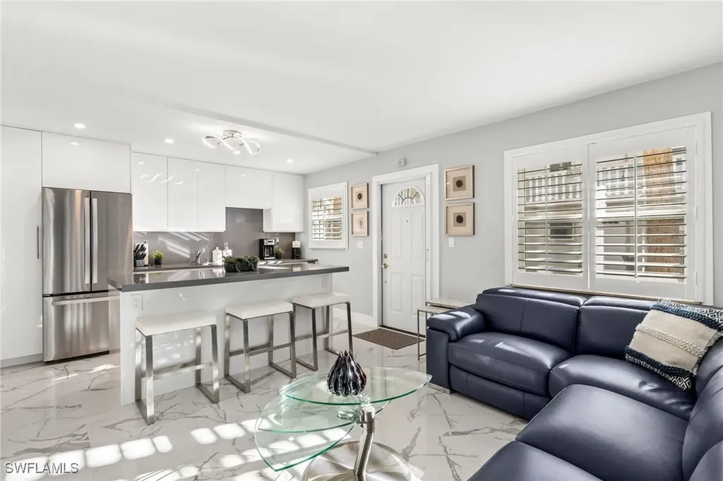 980 7th Avenue S Naples FL 34102