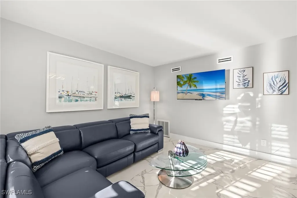 980 7th Avenue S Naples FL 34102