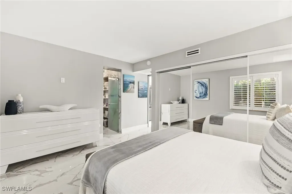 980 7th Avenue S Naples FL 34102