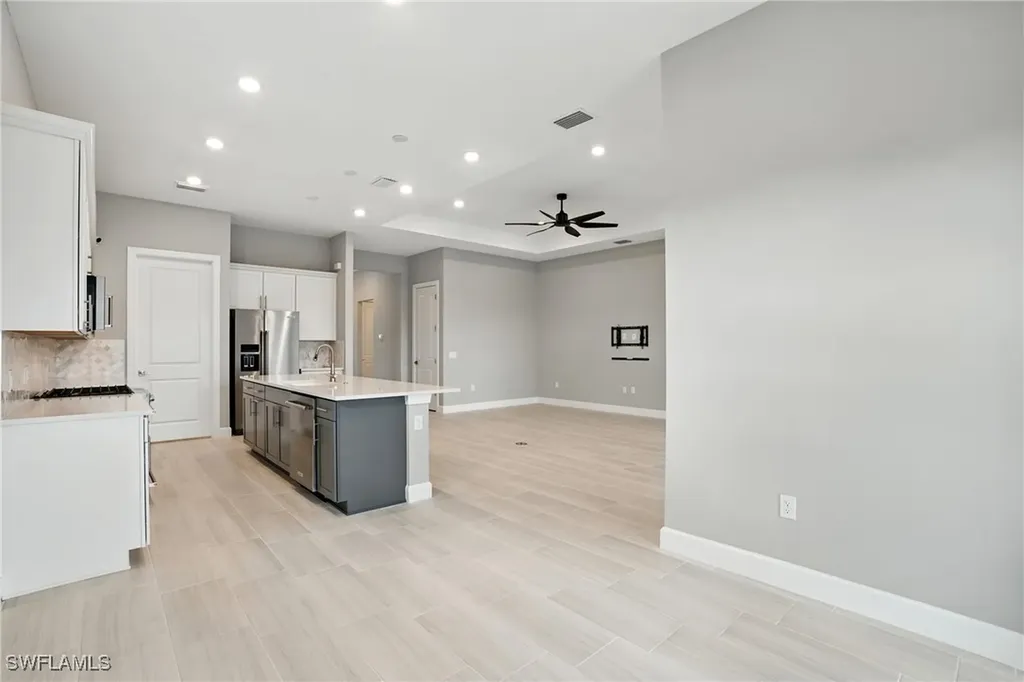 20402 Pebble Glen Drive Estero FL 33928