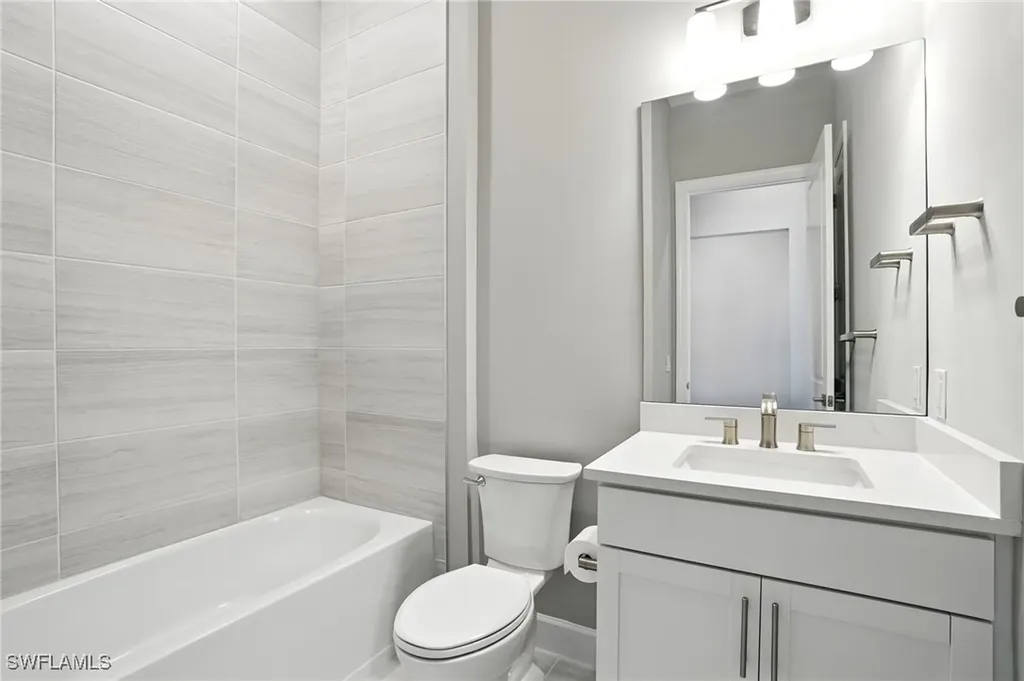 20402 Pebble Glen Drive Estero FL 33928
