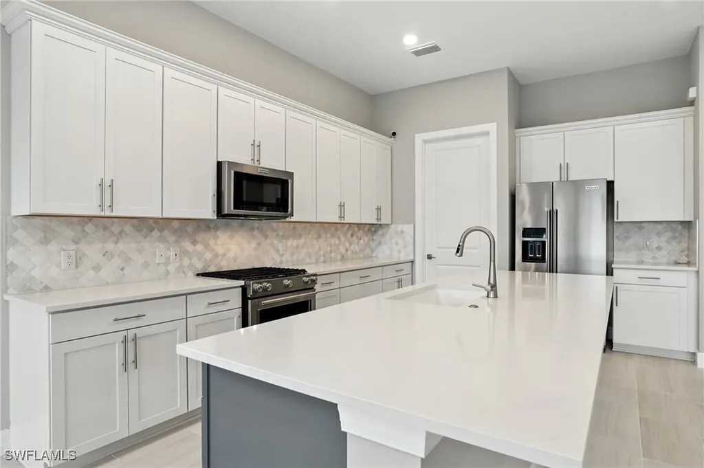 20402 Pebble Glen Drive Estero FL 33928