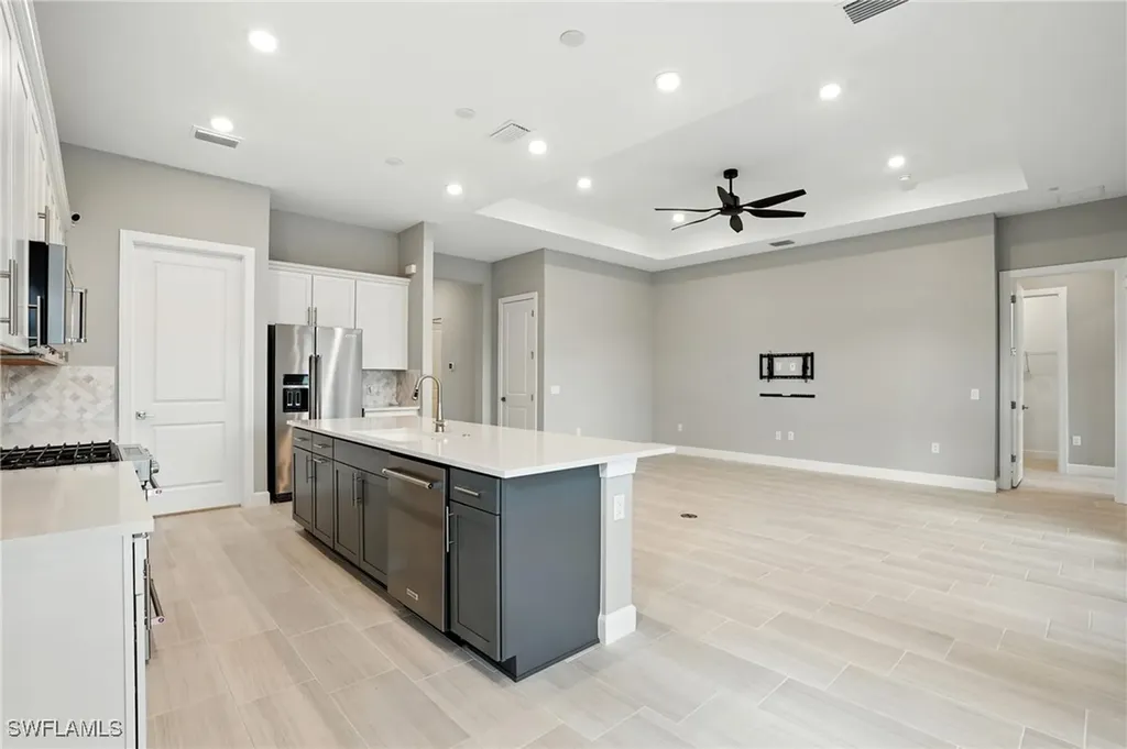 20402 Pebble Glen Drive Estero FL 33928