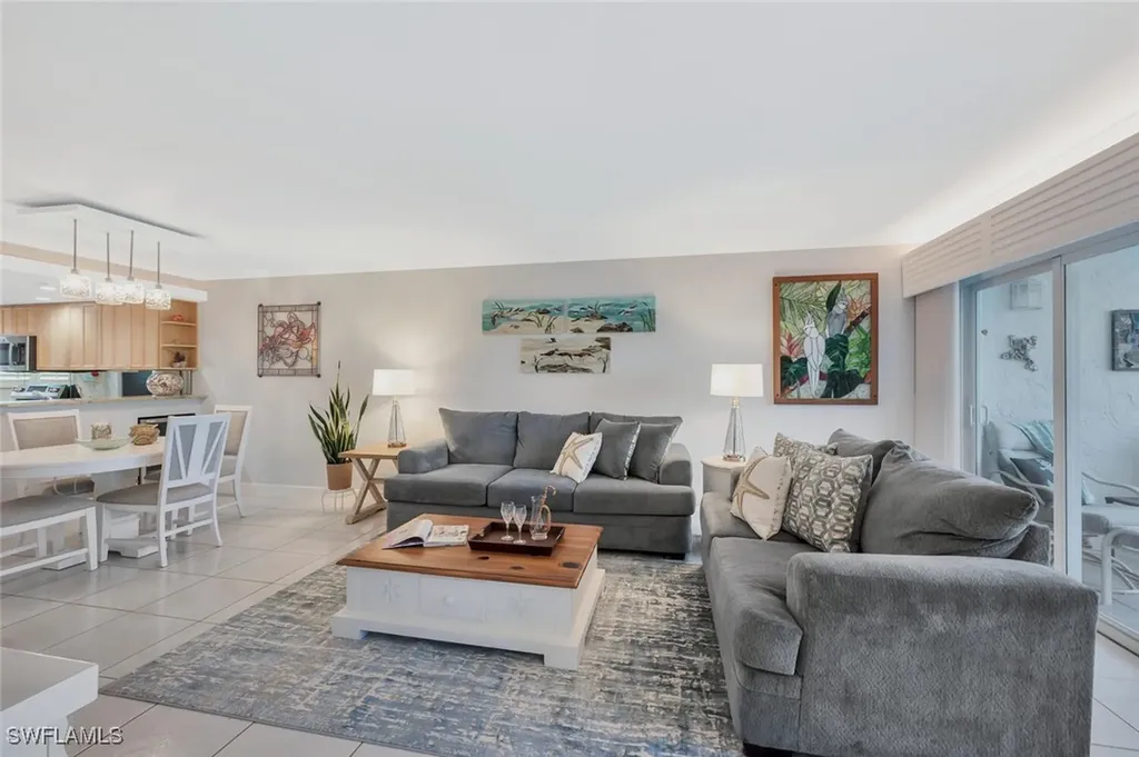 12945 Vanderbilt Drive Naples FL 34110