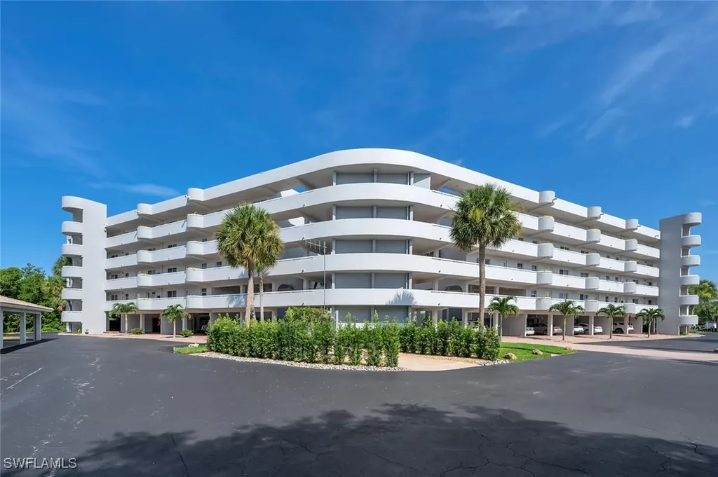 12945 Vanderbilt Drive Naples FL 34110