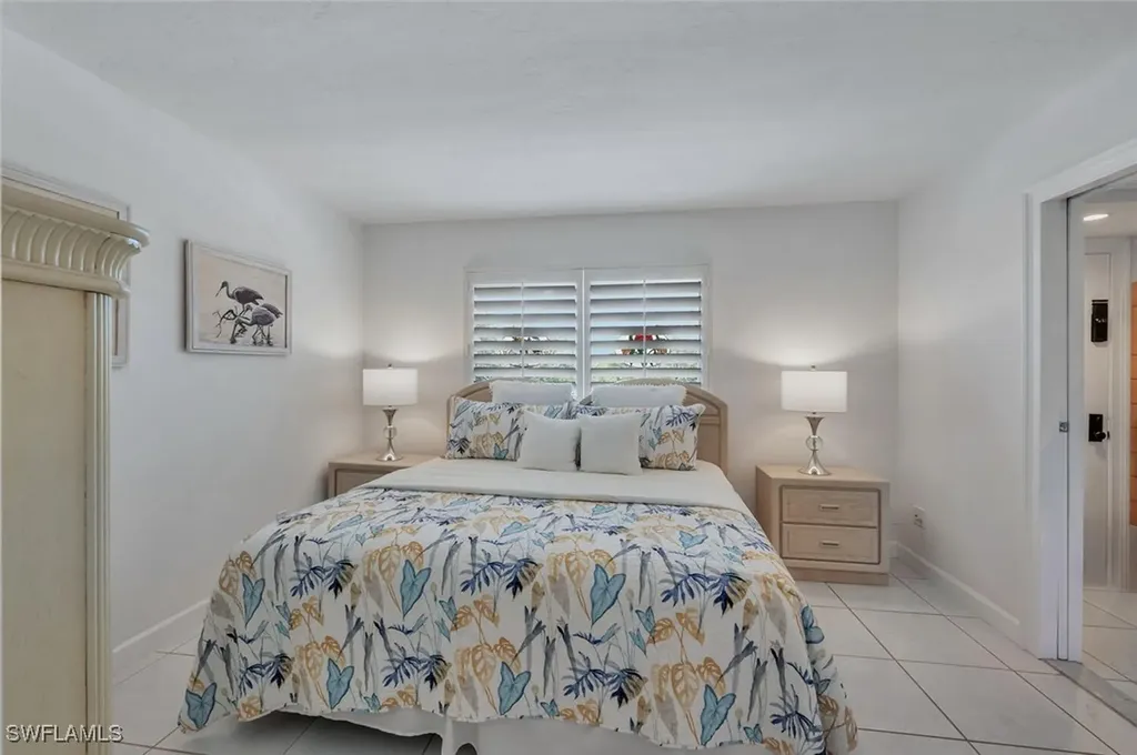 12945 Vanderbilt Drive Naples FL 34110