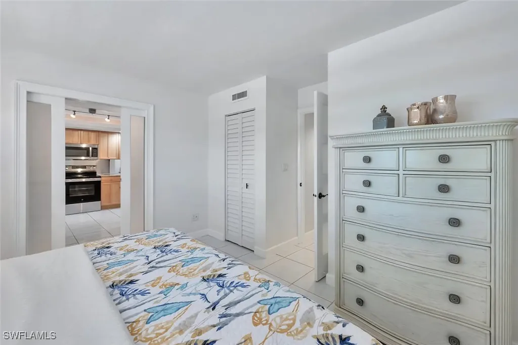 12945 Vanderbilt Drive Naples FL 34110