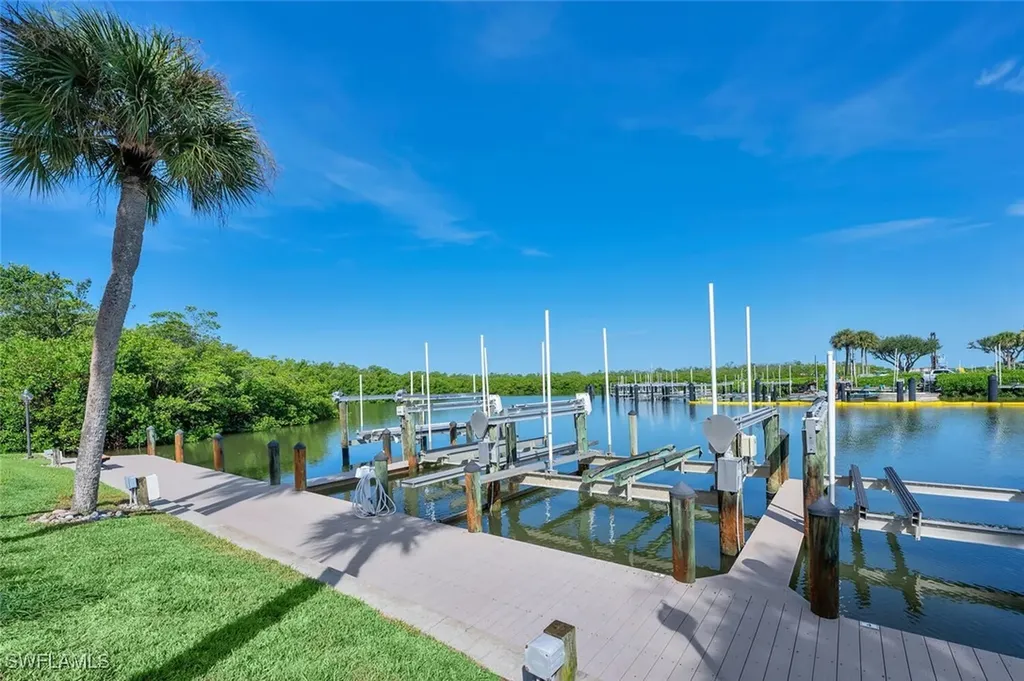 12945 Vanderbilt Drive Naples FL 34110