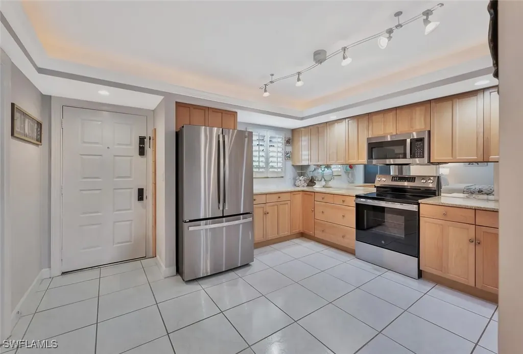 12945 Vanderbilt Drive Naples FL 34110