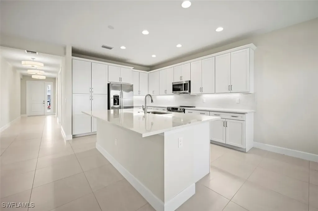 3369 Meloy Drive Fort Myers FL 33905