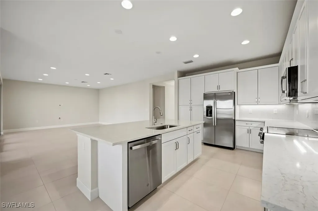 3369 Meloy Drive Fort Myers FL 33905