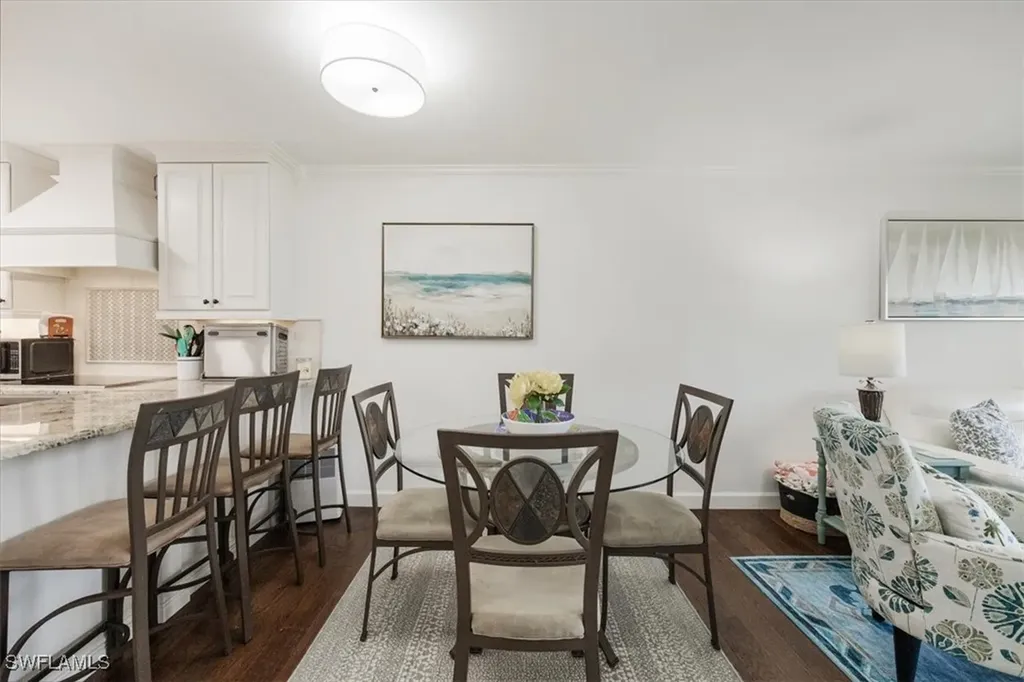 45 High Point Circle S Naples FL 34103