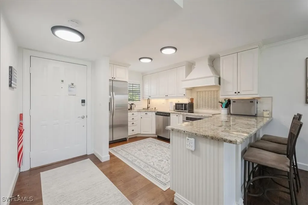 45 High Point Circle S Naples FL 34103