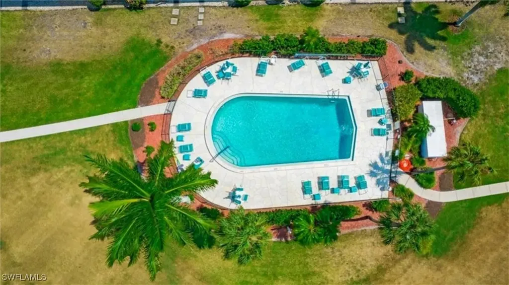 45 High Point Circle S Naples FL 34103