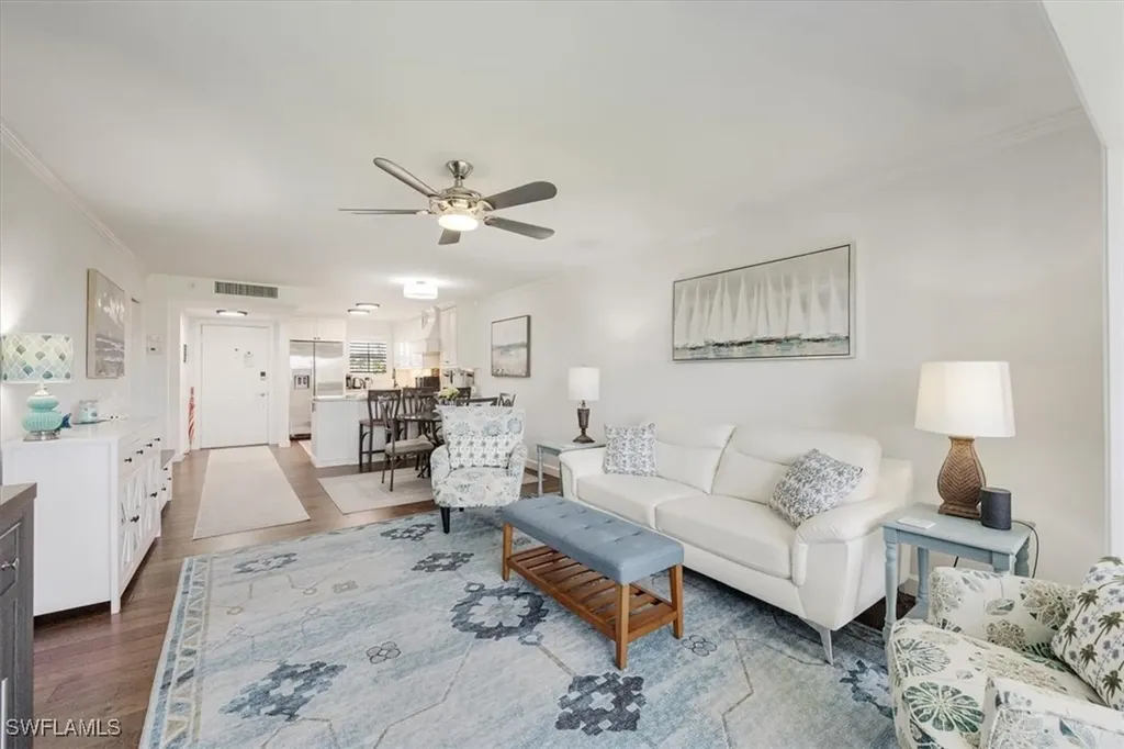 45 High Point Circle S Naples FL 34103