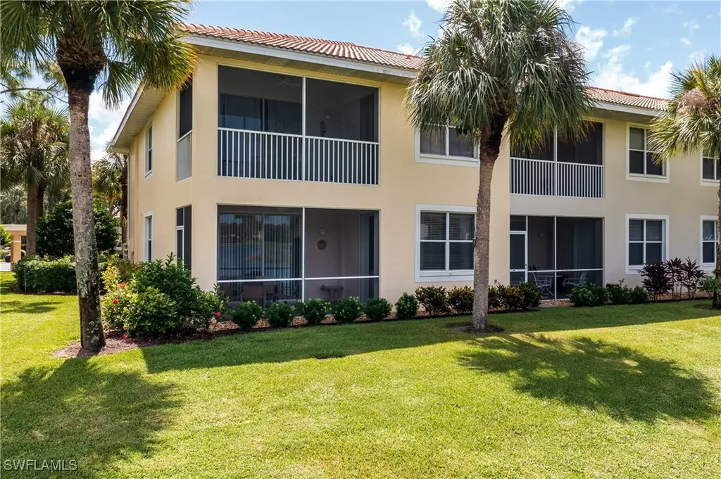 2325 Carrington Court Naples FL 34109